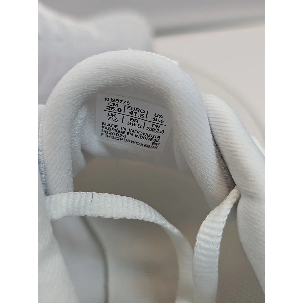 WOMENS 9.5 ASICS Versablast 4 Running Training Shoe White Light Ube 1012B775-100 - Picture 16 of 16